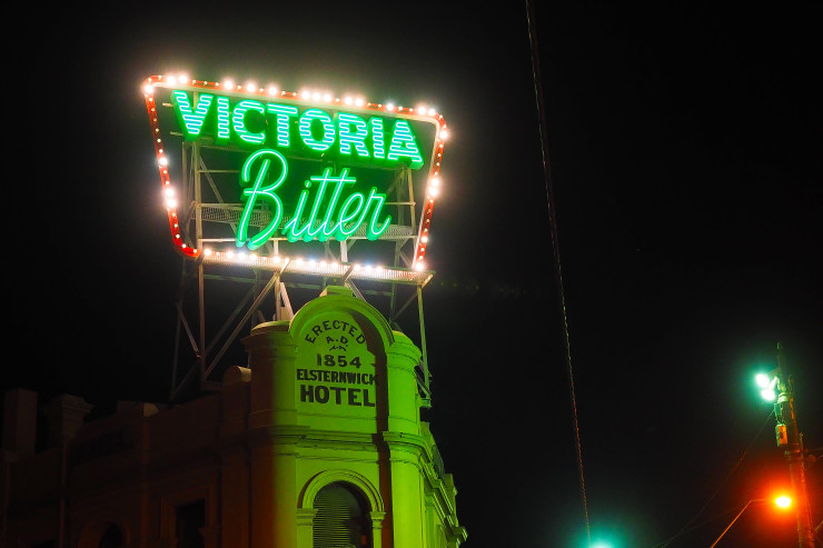 Elsternwick Hotel Neon