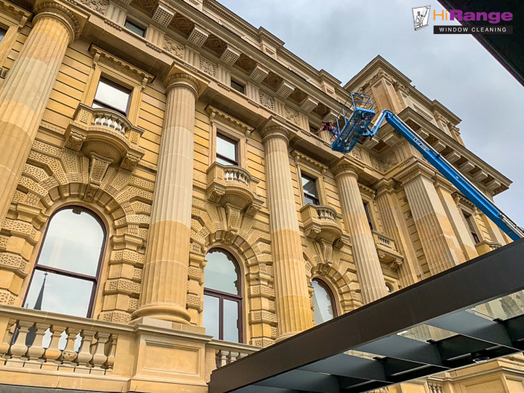 Cleaning the windows of the Parliament House