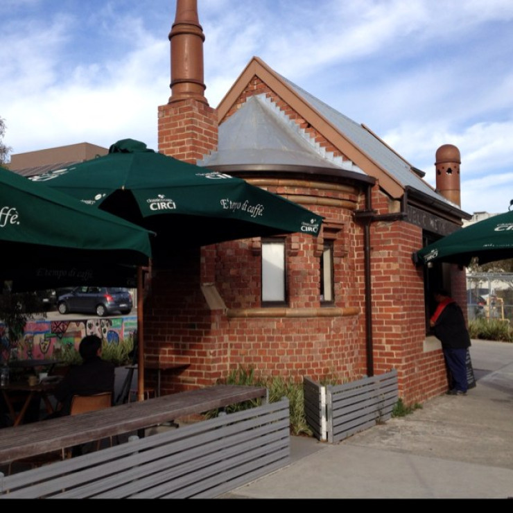 Former Ferry Terra Cotta And Enamelled Brickworks Office