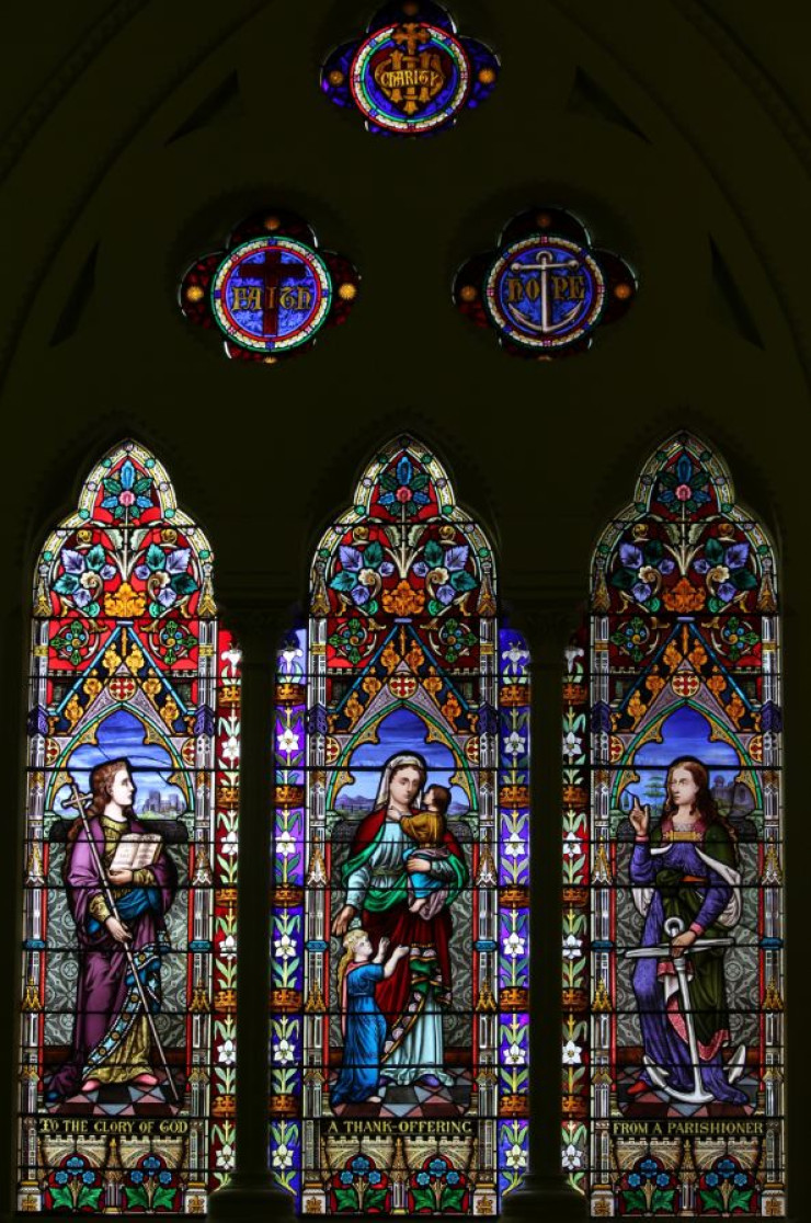 Chancel Stained Glass, St Jude's, Carlton